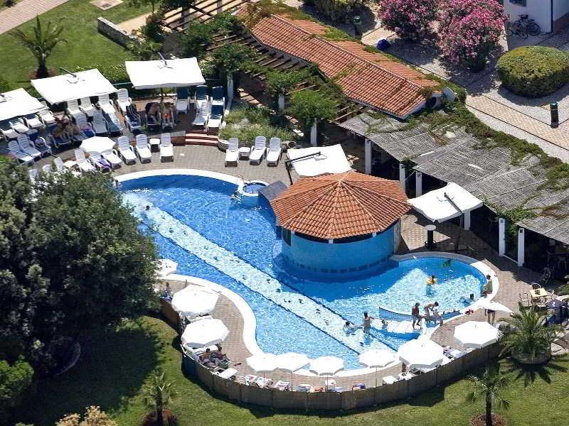 Valamar Tamaris Resort Lanterna Exterior photo
